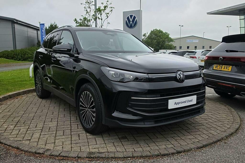 Volkswagen Tiguan 1.5 Etsi Mhev Match Suv Hybrid Dsg Black