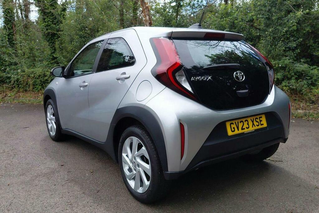 Toyota Aygo X 1.0 Vvt I Pure Hatchback Silver #4