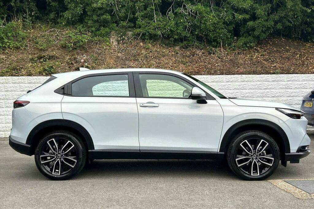 Honda Hr-V 1.5 H I Mmd Elegance Suv Hybrid Cvt White #2