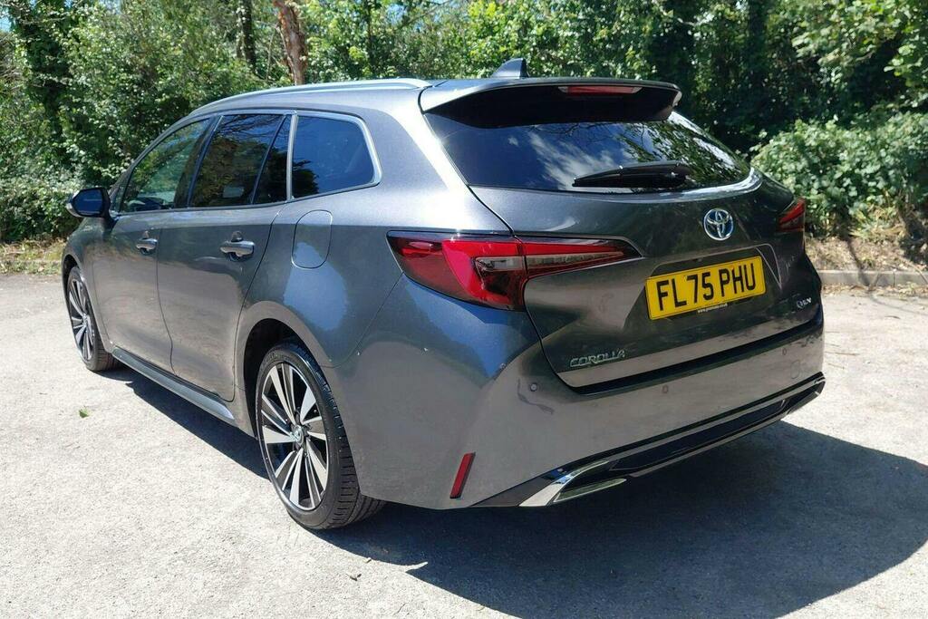 Toyota Corolla 1.8 Vvt H Design Touring Sports Hybrid Grey #4
