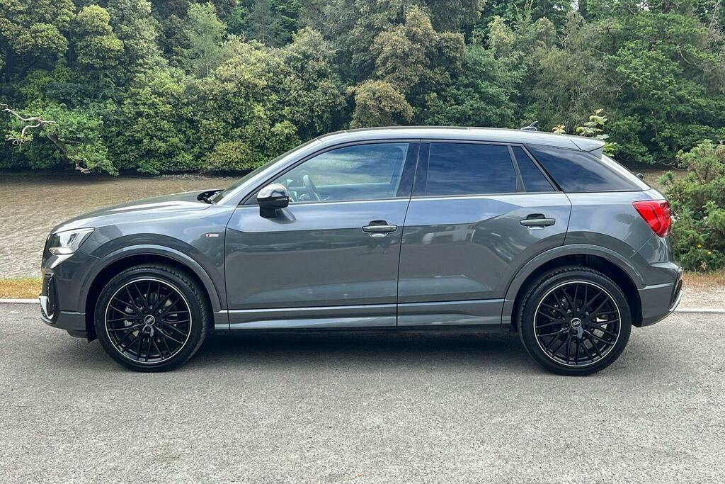 Audi Q2 1.5 Tfsi Cod 35 Black Edition Suv S Tro WK26YAE Grey #6