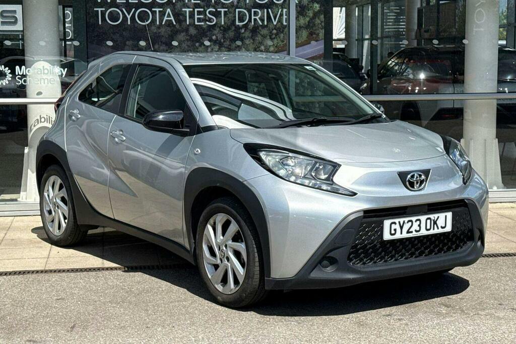 Toyota Aygo X 1.0 Vvt I Pure Hatchback Silver