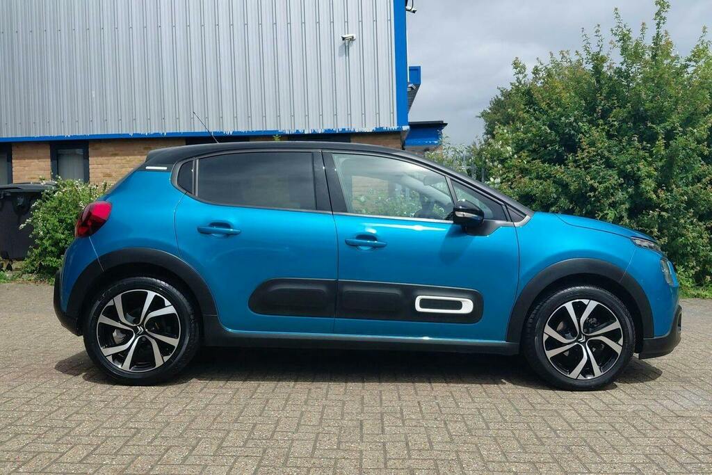 Citroen C3 1.2 Puretech Shine Plus Hatchback Eat6 CYZ3461 Blue #2