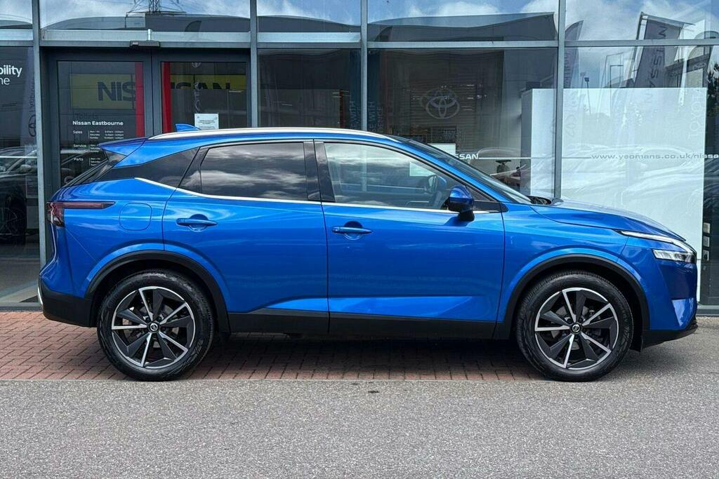 Nissan Qashqai 1.3 Dig T Mhev Tekna Suv Hybrid Xtron HY22NKC Blue #2