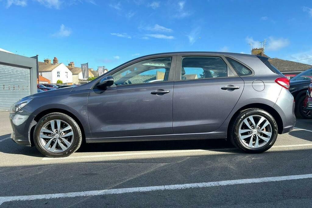 Hyundai I30 1.0 T Gdi Blue Drive Se Hatchback Manua Grey #6