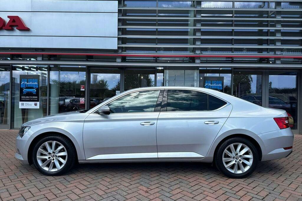 Skoda Superb 1.5 Tsi Act Se Hatchback Dsg Silver #6