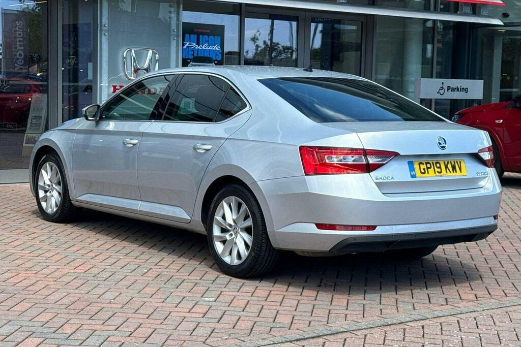 Skoda Superb 1.5 Tsi Act Se Hatchback Dsg Silver #5