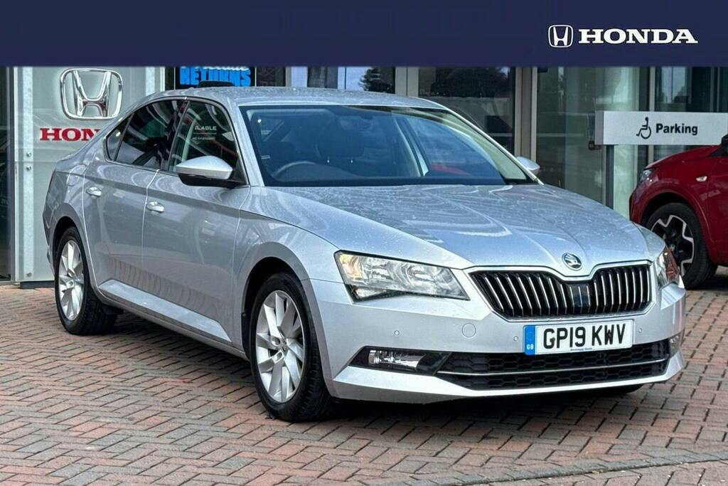 Skoda Superb 1.5 Tsi Act Se Hatchback Dsg Silver