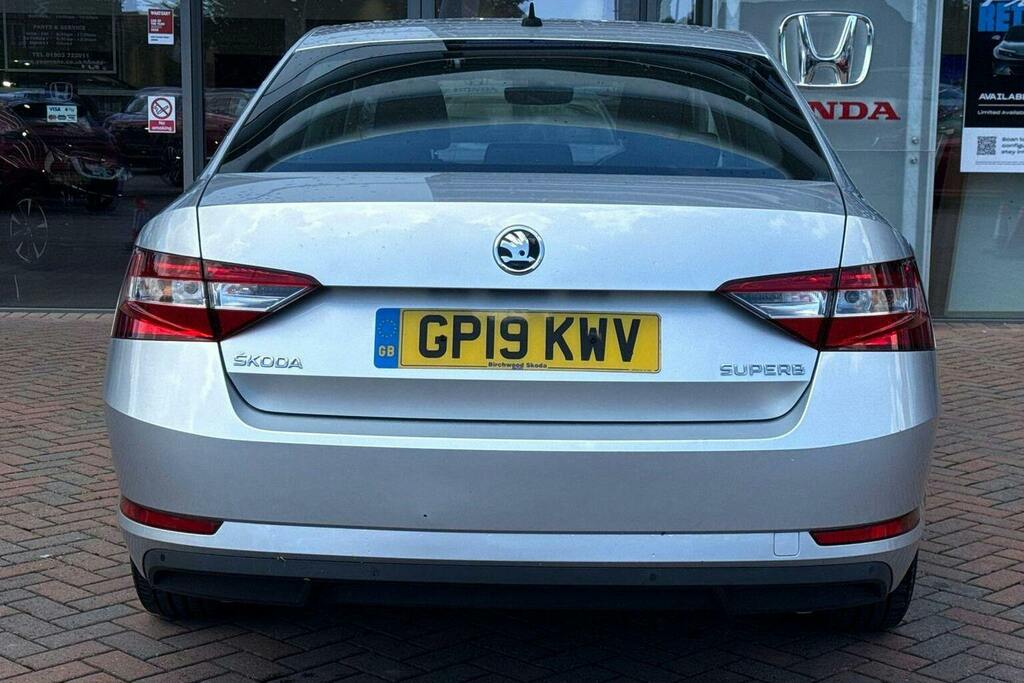Skoda Superb 1.5 Tsi Act Se Hatchback Dsg Silver #4