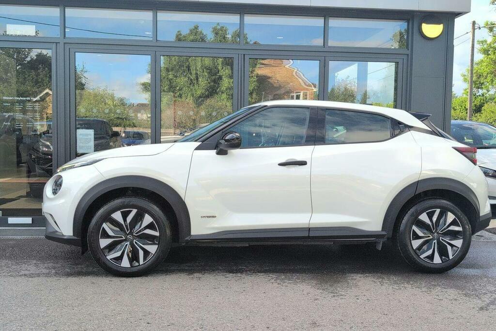 Nissan Juke 1.6 Acenta Premium Suv Hybrid HK24LME White #6