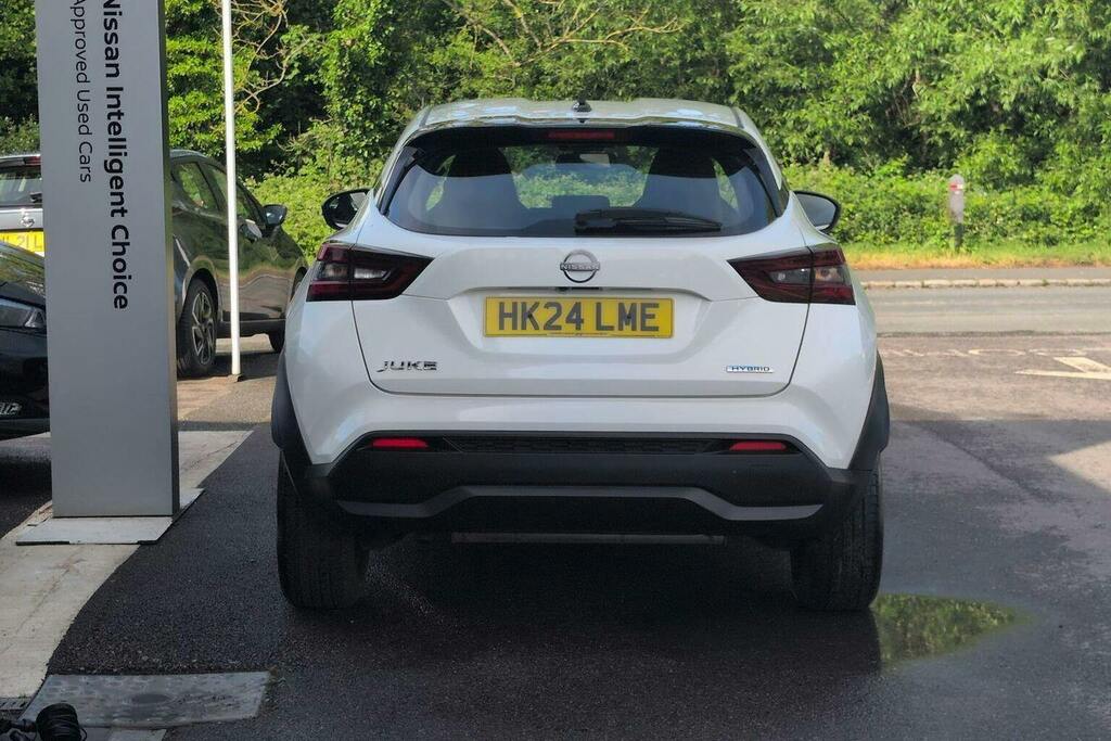 Nissan Juke 1.6 Acenta Premium Suv Hybrid HK24LME White #4
