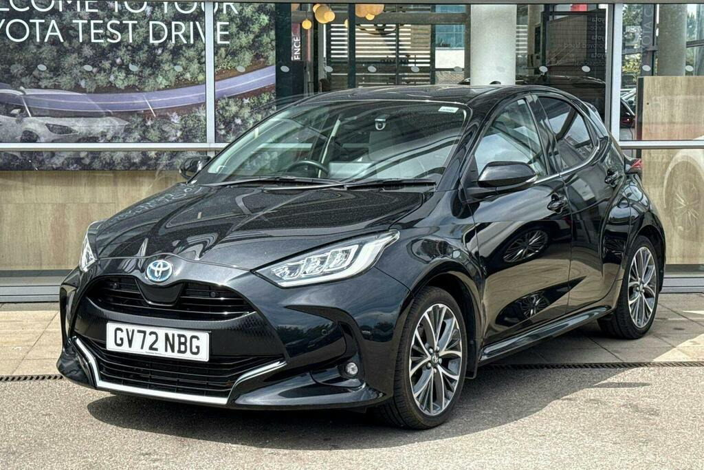 Toyota Yaris 1.5 Vvt H Excel Hatchback Hybrid E Cvt GV72NBG Black #3