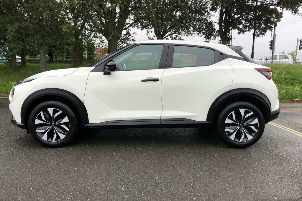 Nissan Juke 1.0 Dig T Acenta Premium Suv Dct White #6