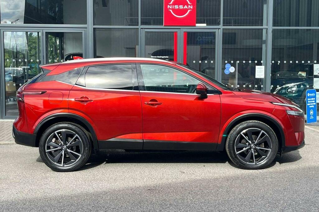Nissan Qashqai 1.3 Dig T Mhev Tekna Suv Hybrid Xtron YF73HJN Red #2