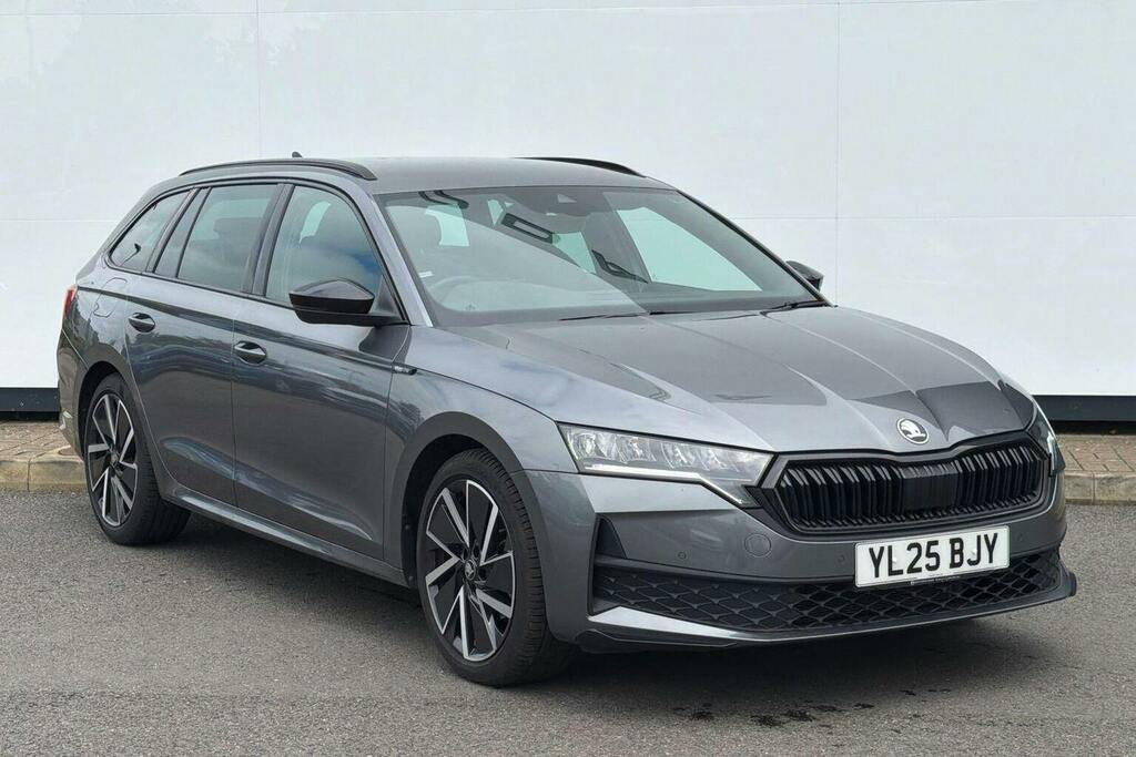 Skoda Octavia 2.0 Tdi Sportline Estate Dsg YL25BJY Grey