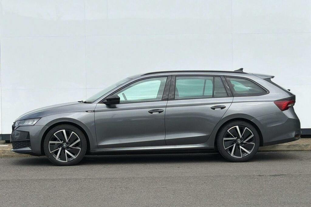 Skoda Octavia 2.0 Tdi Sportline Estate Dsg YL25BJY Grey #6