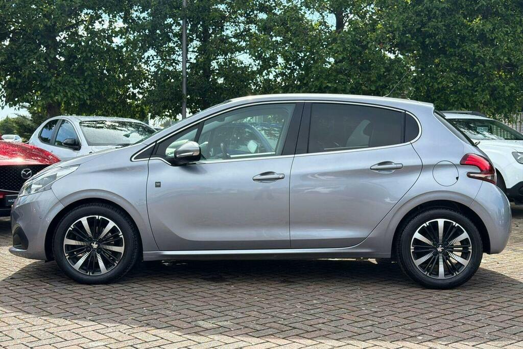 Peugeot 208 1.2 Puretech Tech Edition Hatchback Man HY69SWX Grey #6
