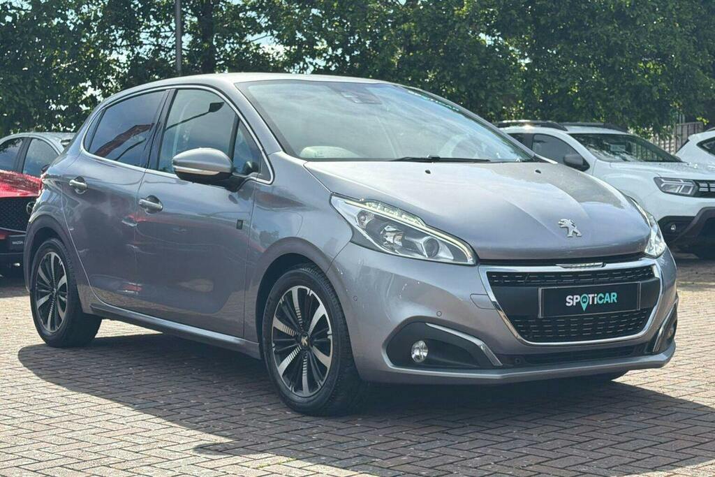 Peugeot 208 1.2 Puretech Tech Edition Hatchback Man Grey