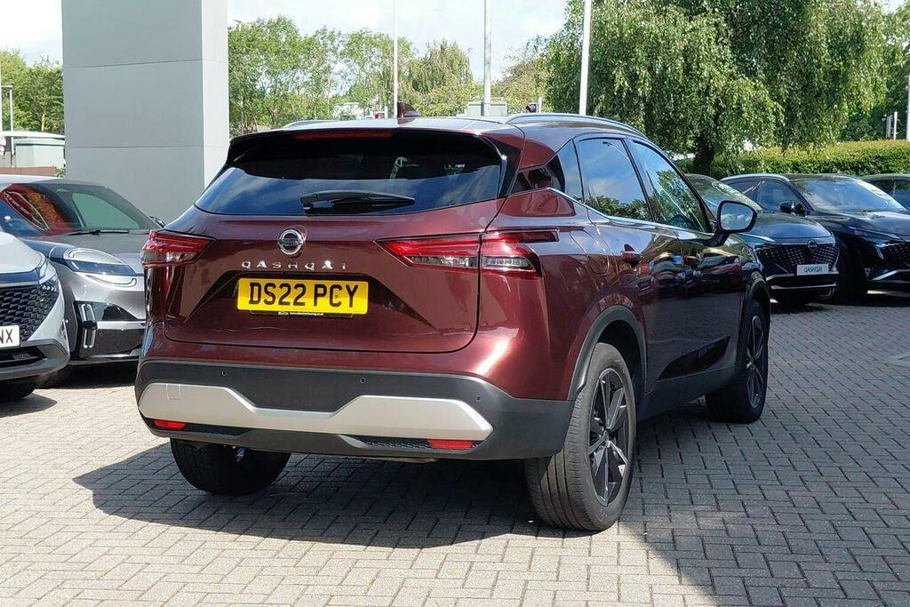 Nissan Qashqai 1.3 Dig T Mhev Tekna Suv Hybrid Xtron DS22PCY Red #3