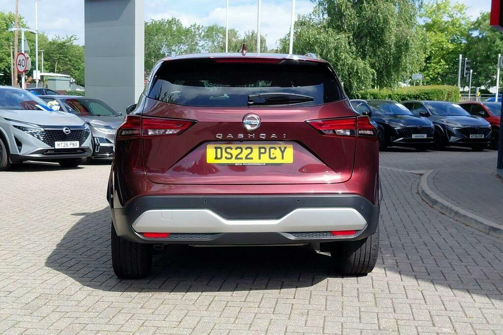 Nissan Qashqai 1.3 Dig T Mhev Tekna Suv Hybrid Xtron DS22PCY Red #4