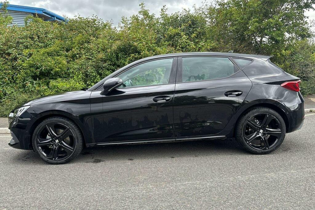 Seat Leon 1.5 Etsi Mhev Fr Black Edition Hatchback Petro WG75VOY Black #6