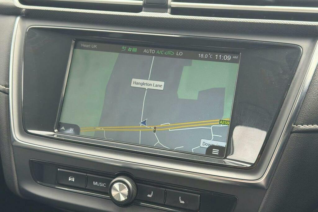 MG MG5 61.1Kwh Exclusive Long Range Estate A Silver #5