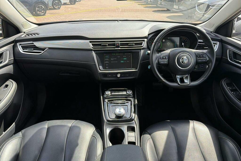 MG MG5 61.1Kwh Exclusive Long Range Estate A Silver #3