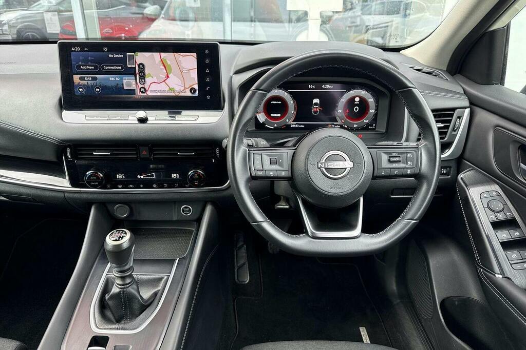 Nissan Qashqai 1.3 Dig-t Mh N-connecta Glass Roof Black #12