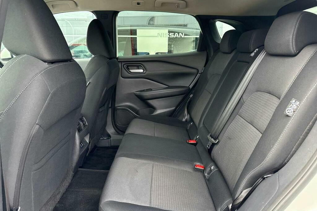 Nissan Qashqai 1.3 Dig-t Mh N-connecta Glass Roof Black #17