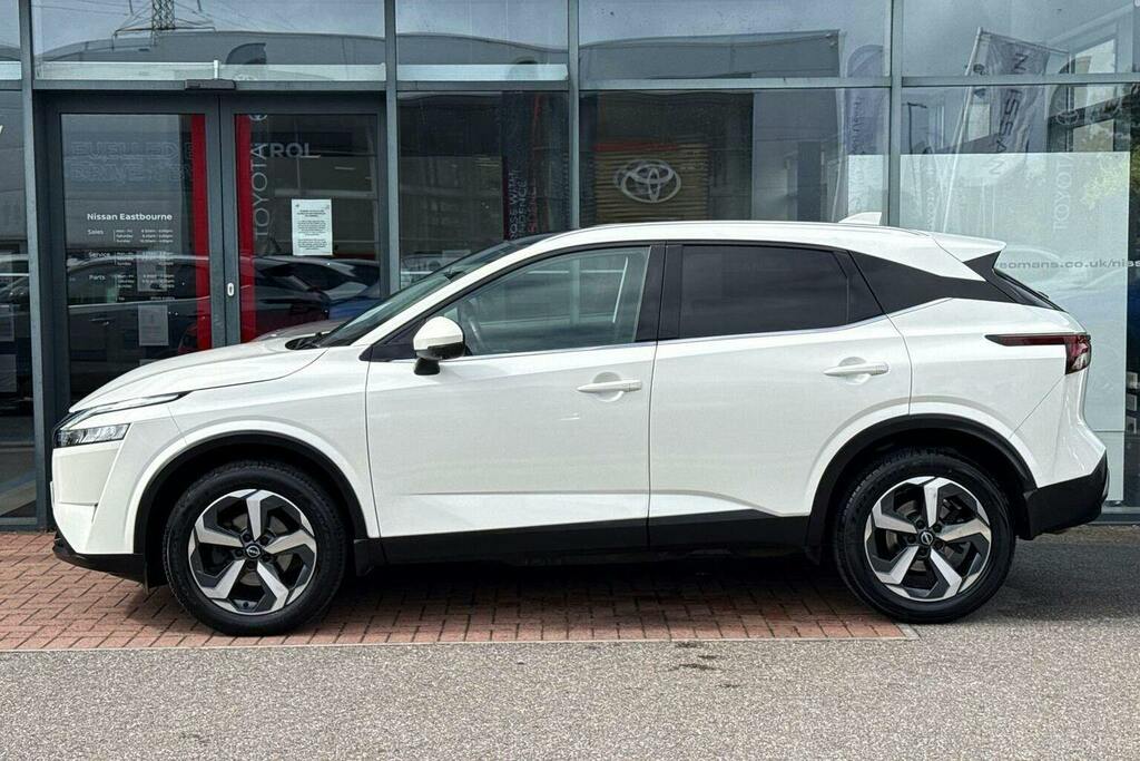 Nissan Qashqai 1.3 Dig-t Mh N-connecta Glass Roof Black #6