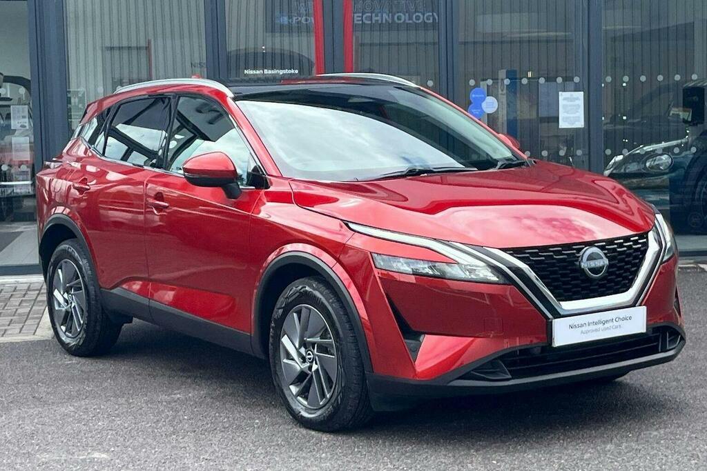 Nissan Qashqai 1.3 Dig T Mhev Acenta Premium Suv Hybri Red