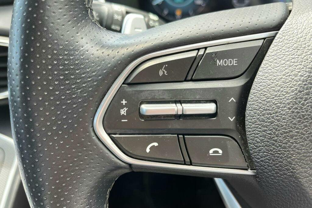 Hyundai Santa Fe 1.6L Ultimate Black #25