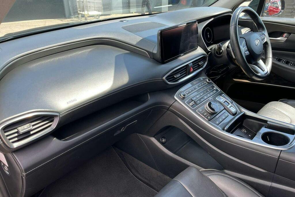 Hyundai Santa Fe 1.6L Ultimate Black #15
