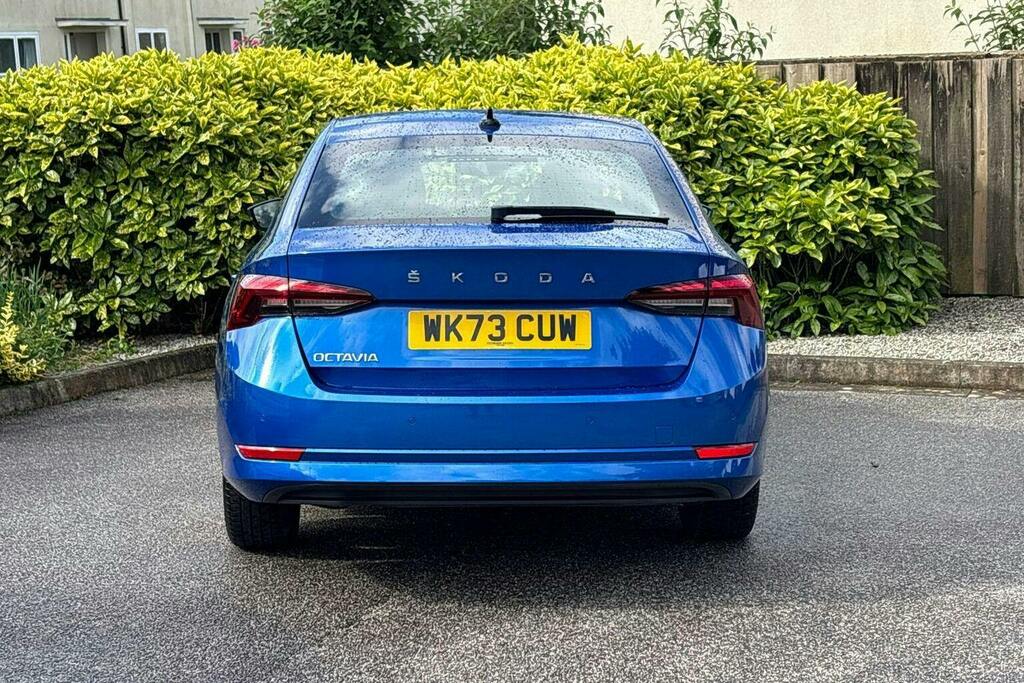 Skoda Octavia 1.5 Tsi Act Se Hatchback WL73CUW Blue #4