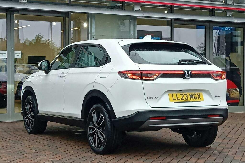 Honda Hr-V 1.5 H I Mmd Elegance Suv Hybrid Cvt LL23MGX White #5