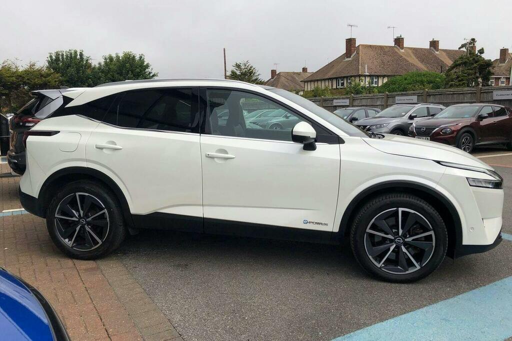 Nissan Qashqai 1.5 H E Power Tekna Suv Hybrid SM23HHW White #2