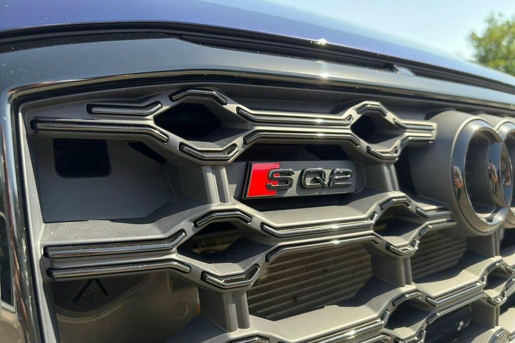 Audi SQ2 2.0 Tfsi Black Edition Suv S Tronic Qua Grey #26