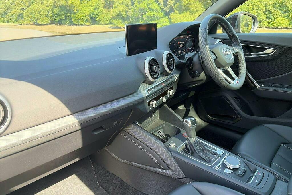 Audi SQ2 2.0 Tfsi Black Edition Suv S Tronic Qua Grey #15