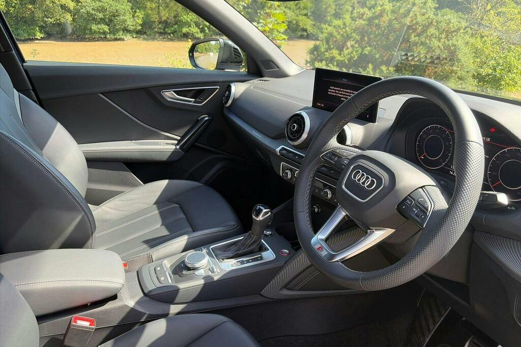 Audi SQ2 2.0 Tfsi Black Edition Suv S Tronic Qua Grey #10