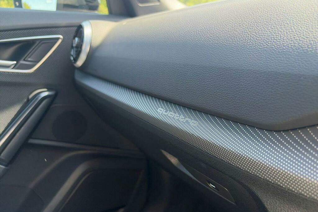 Audi SQ2 2.0 Tfsi Black Edition Suv S Tronic Qua Grey #33