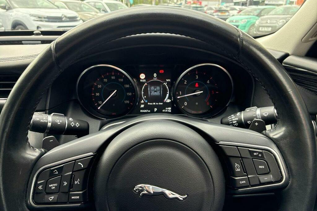 Jaguar XF 3L S White #13