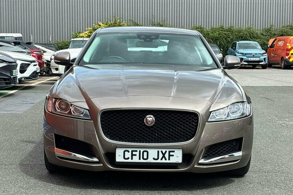 Jaguar XF 3L S White #8