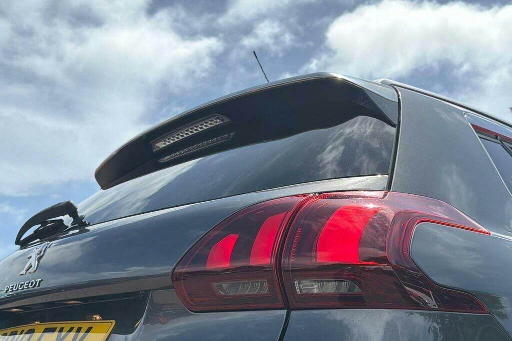 Peugeot 2008 1.2 Puretech Allure Start Stop Grey #45