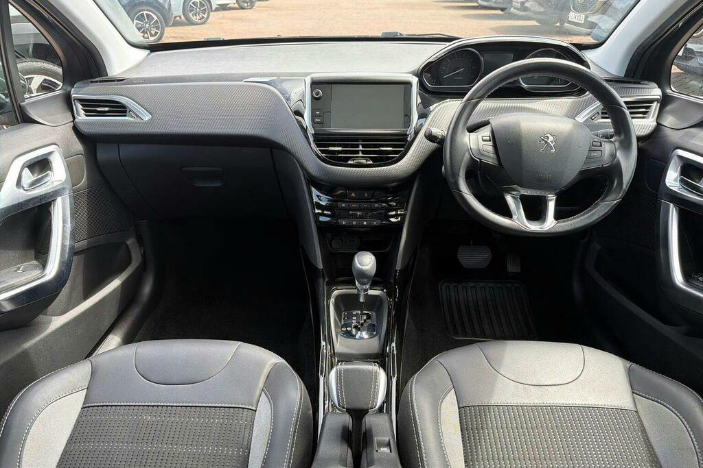 Peugeot 2008 1.2 Puretech Allure Premium Suv Eat Grey #3