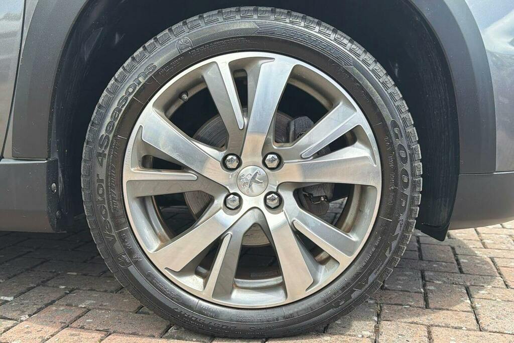 Peugeot 2008 1.2 Puretech Allure Start Stop Grey #13