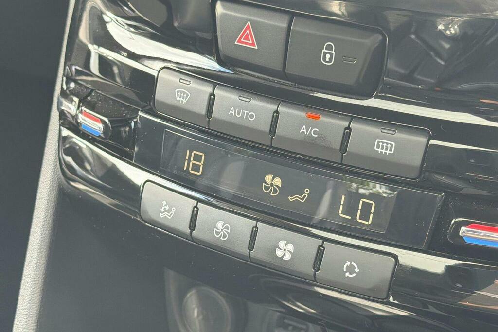 Peugeot 2008 1.2 Puretech Allure Start Stop Grey #36