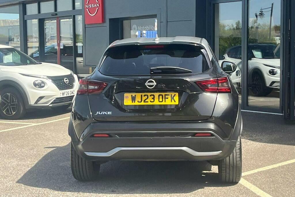 Nissan Juke 1.0 Dig T Tekna Plus Suv WJ23OFK Black #4