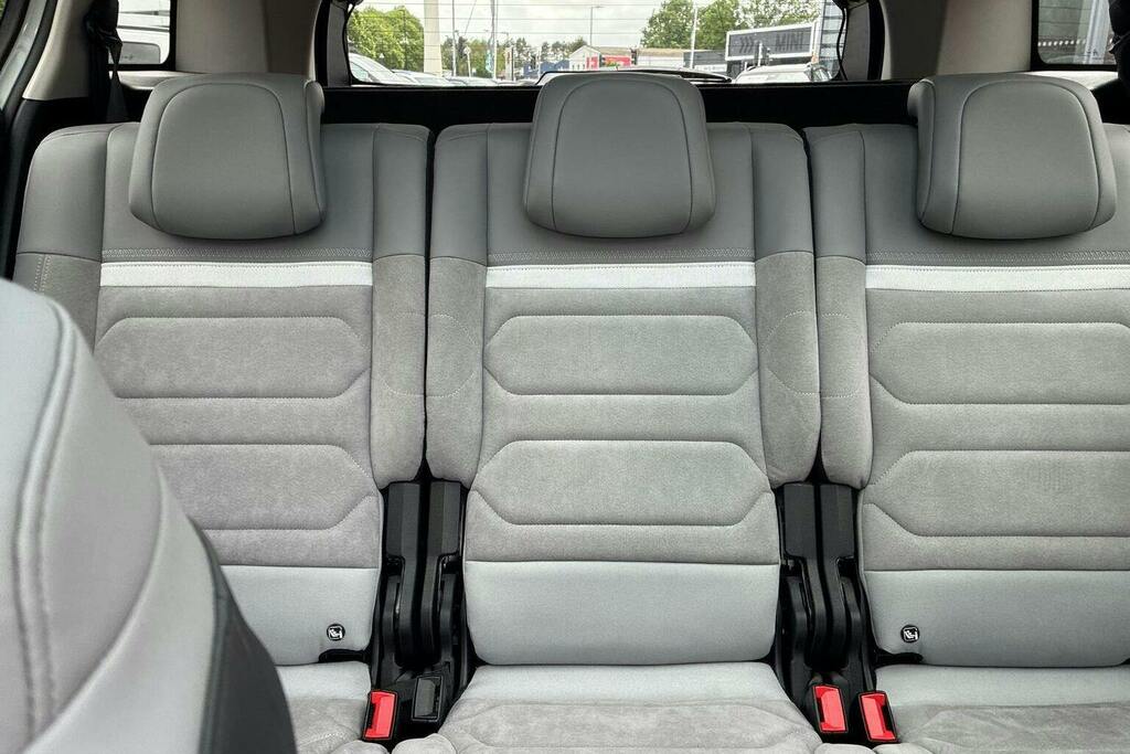 Citroen C5 Aircross 1.2 Puretech Shine Eat8 Red #23