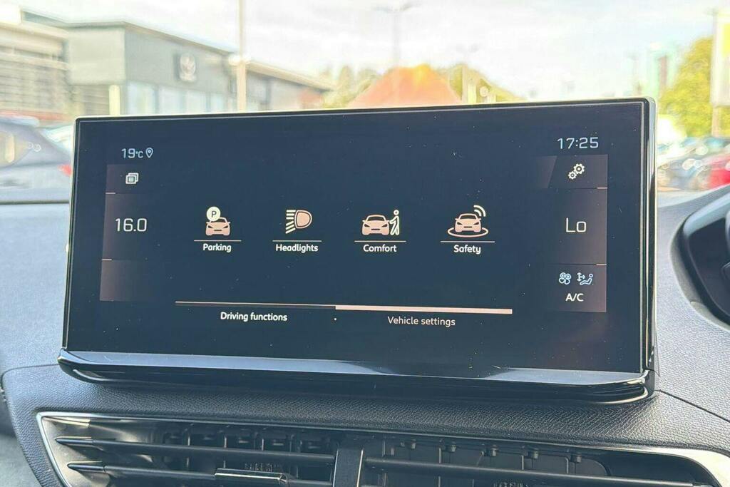 Peugeot 3008 1.5 Bluehdi Allure Black #37