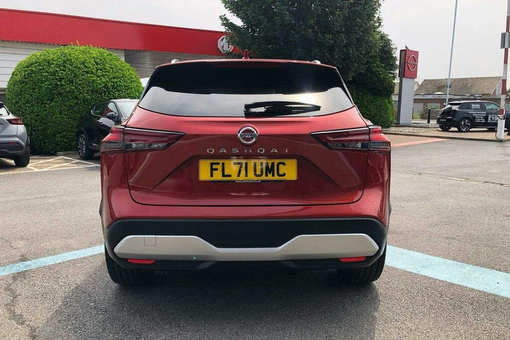 Nissan Qashqai 1.3 Dig T Mhev Tekna Plus Suv Hybrid Ma FL71UMC Red #4